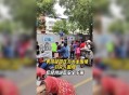 男童坟前喊妈收钱,小男孩坟前喊妈妈