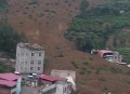 阿坝车坠崖2死5失联,2020四川阿坝车辆坠落悬崖