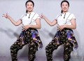 老人火车上跳广场舞,70多岁老人一个人坐火车可以吗？