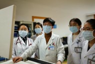 应聘被要求视频看腿,医生的嘴护士的腿怎么理解 面试题目？
