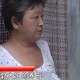 让女儿跪门口扇巴掌,养父为什么爱扇养女的耳光？