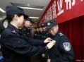95后辅警因公殉职,临盆孕妇家中产子，佛山辅警变身“助产士”, 你怎么看？
