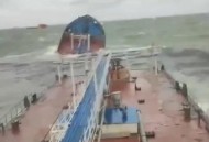 载超200人船只倾覆,英国海燕号哪年被击沉？