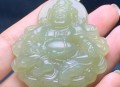 40万买玉石货不对板,拼多多上买的玉佛是什么材质做的？
