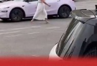 通报持械打砸车辆案,通报持械打砸车辆案件