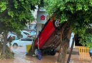 四川局地有特大暴雨,四川多地遭遇强降雨是怎么回事？