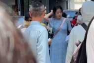 闫妮送外卖被偶遇,闫妮视频