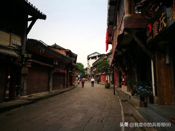 游客重庆吃烧烤被宰,磁器口有什么著名的美食? 游客重庆吃烧烤被宰,磁器口有什么著名的美食?