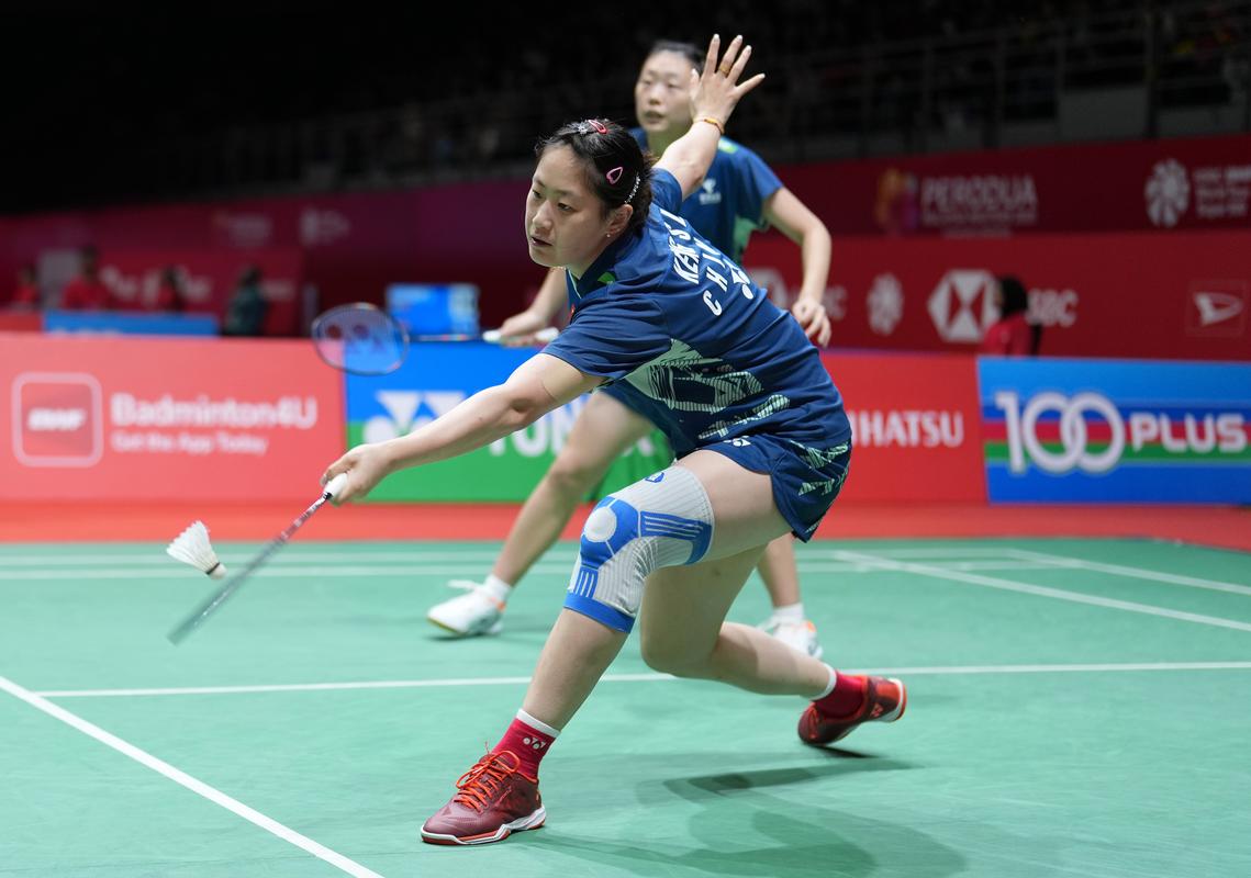 羽毛球打一局上百元,女子羽毛球多少分一局?