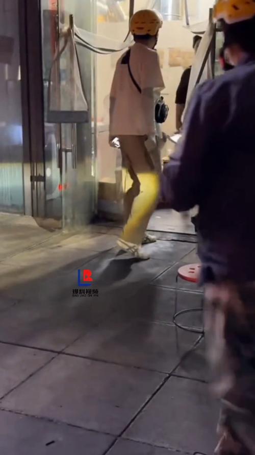 外卖员与员工起冲突,外卖员与店家产生冲突的根本原因是什么?