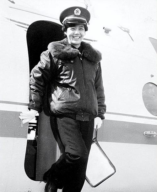 运-20好帅的女机长,两架飞机由于航空管制员的失误在空中相撞可能么?