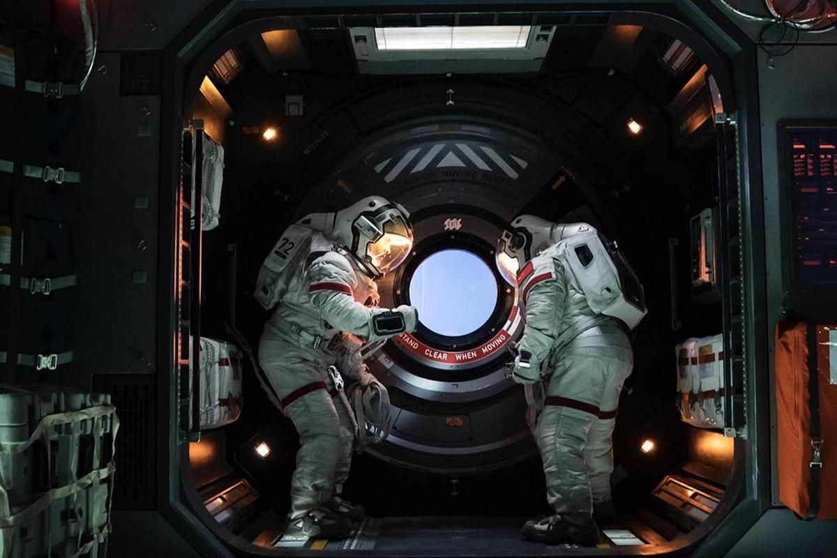 地球原形藏在石头里,地球上线格雷亚是谁?