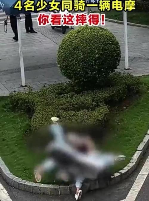 中学生在出租屋猝死,河南一名初中生教室殴打同学时猝死,是谁之过?