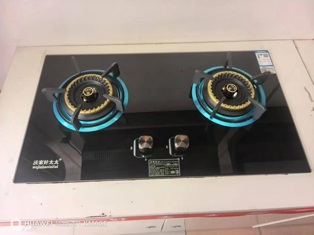 太空炉子自带油烟机,烟机和炉具之间距离是多少合适?