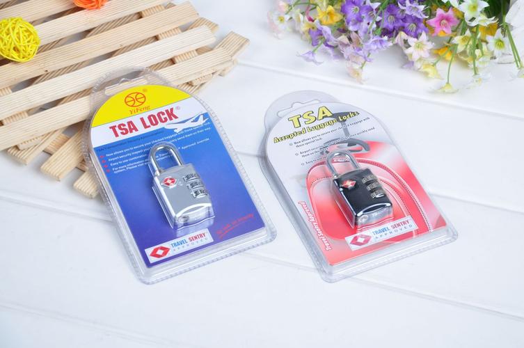 挂密码锁防蹭穿退货,急急馆,防伪码刮了还能退货吗?