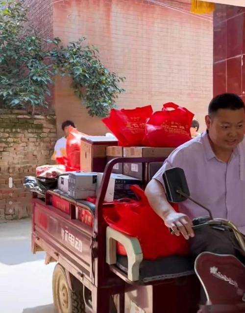 银行存款10万送1只羊,为什么订婚要送一只羊?