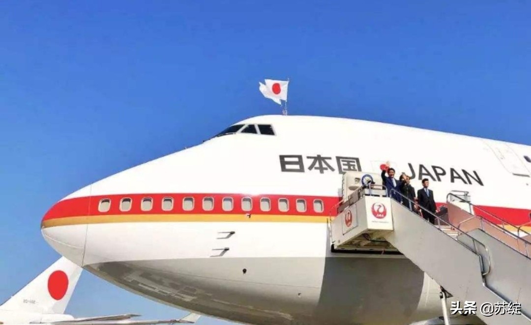 日本商店街发生火灾,日本首相安倍晋三乘坐的专机突然发生火灾。你对这种状况有啥看法？