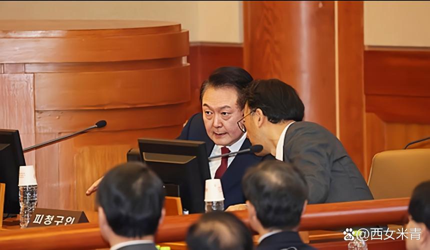 韩总统尹锡悦被起诉,韩法院再次判检察总长尹锡悦复职,说明什么?