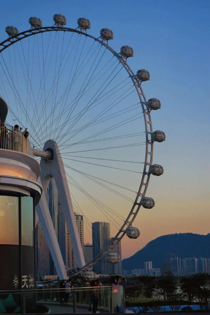 摩天轮爆改新年日出,海滨森林公园摩天轮开放时间?