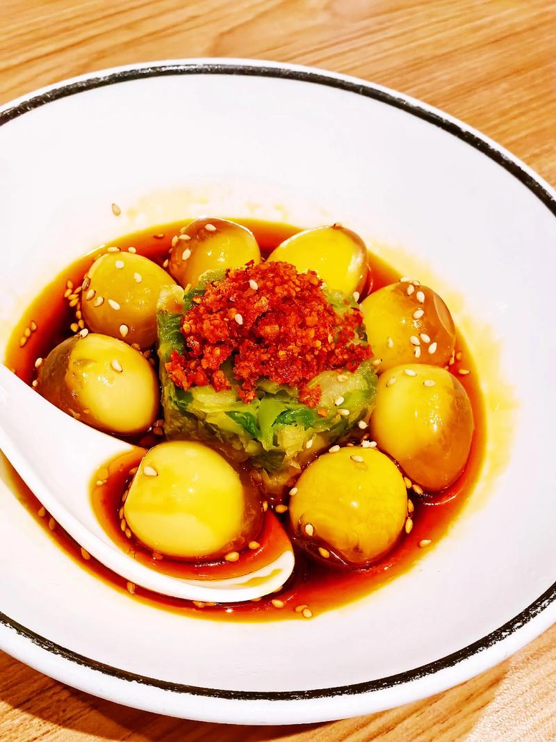 太二卖不动酸菜鱼了,为什么太二酸菜鱼一直招人?